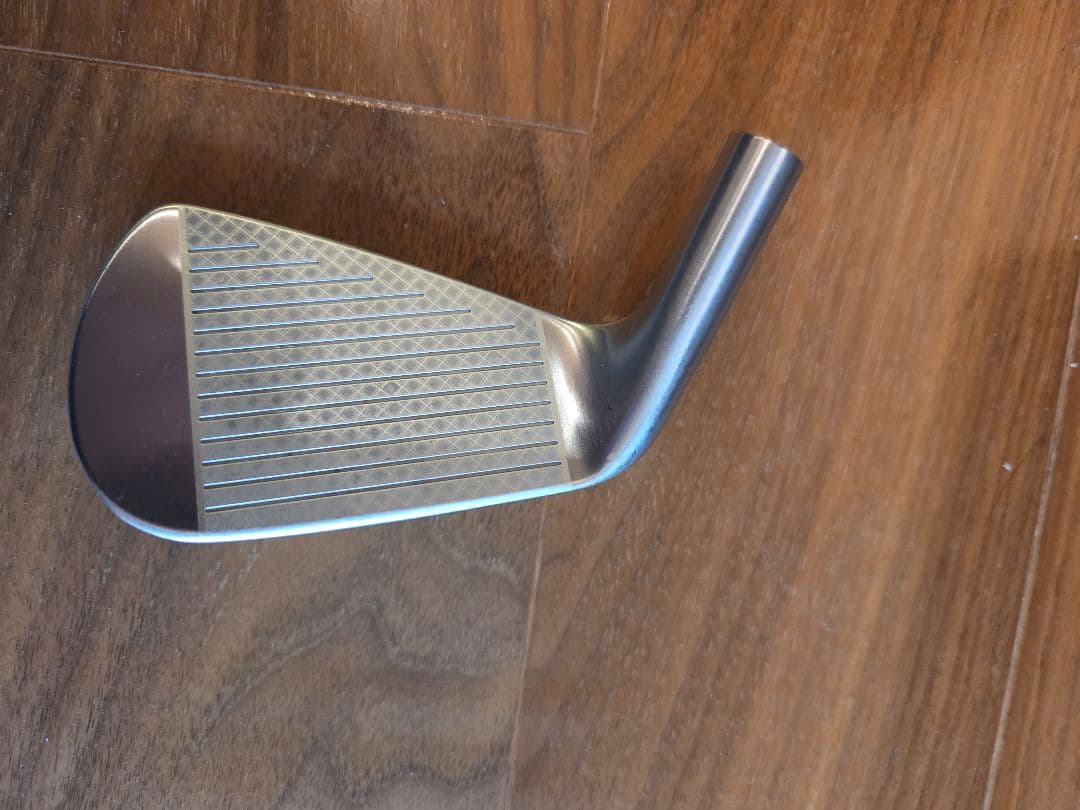 2024　オノフKURO オノフクロ　アイアン 6ーP ヘッドのみ