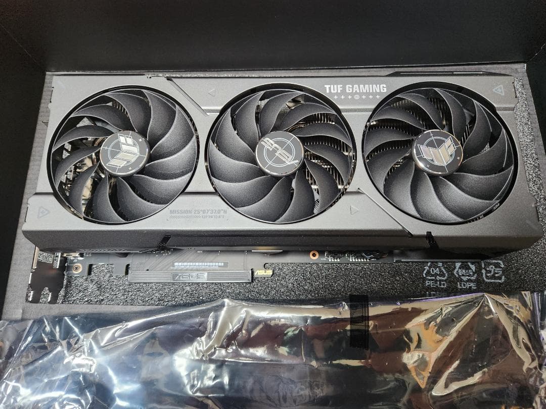 グラフィックボード・グラボ・ビデオカード ASUS TUF Gaming GeForce RTX 4060 Ti 8GB
