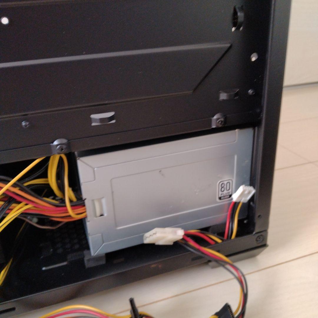 Antec P7 Silent PCケース