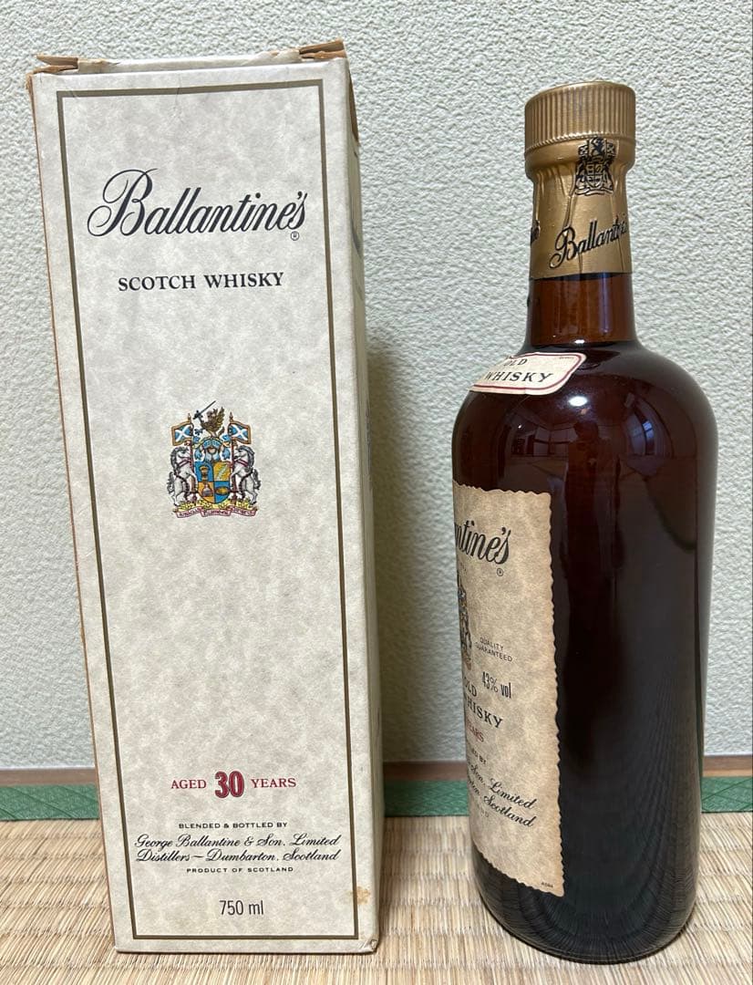 バランタイン　ベリーオールド30年 スコッチウイスキー 750ml