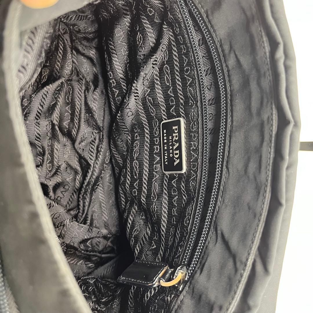 ✨美品✨PRADA プラダ ショルダーバッグ 三角ロゴ ナイロン ブラック