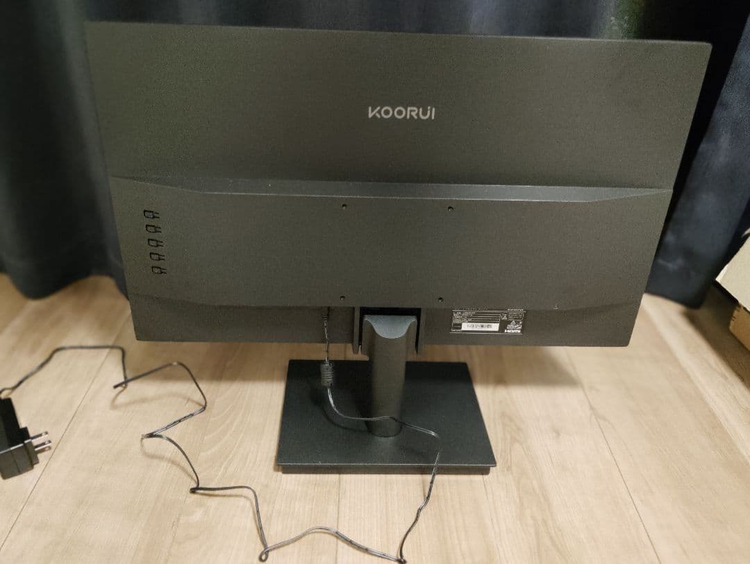 ほぼ新品　即購入 OK　KOORUI モニター24 インチ　PC モニター