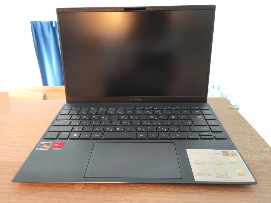 Windowsノート本体 ASUS ZenBook 14 UM425IA