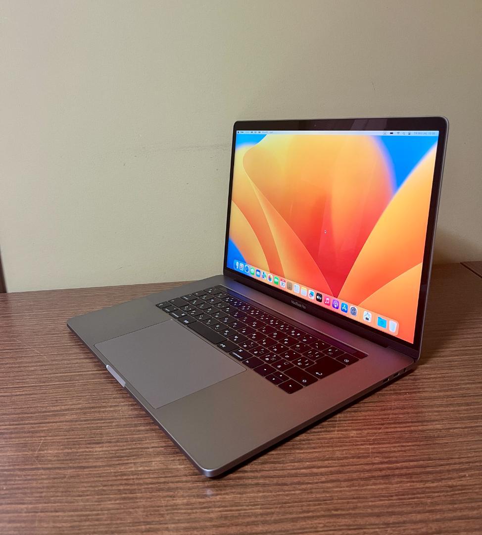 高性能・大画面 MacBook Pro 2017 - i7、16GB、2TB