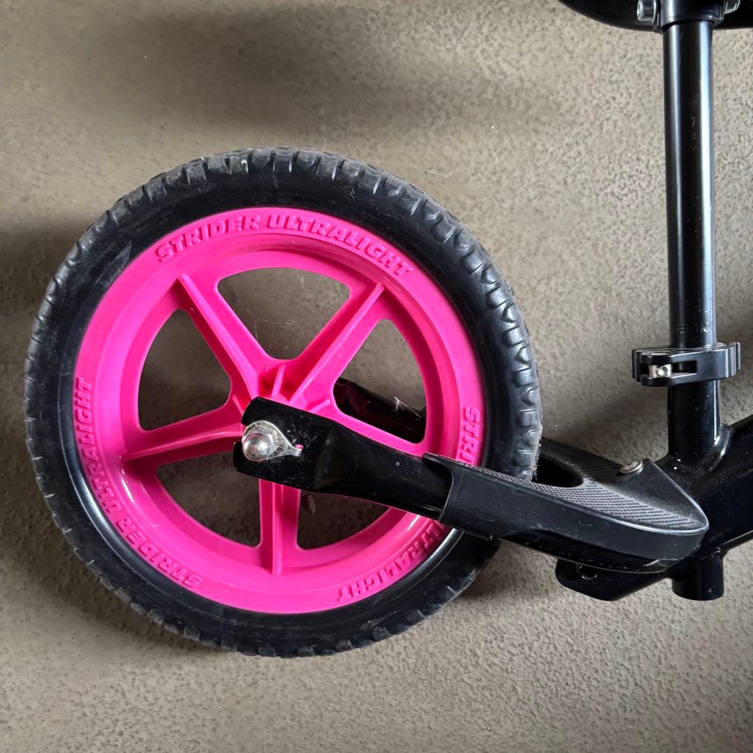 STRIDER ストライダー 12 sports ピンク　黒