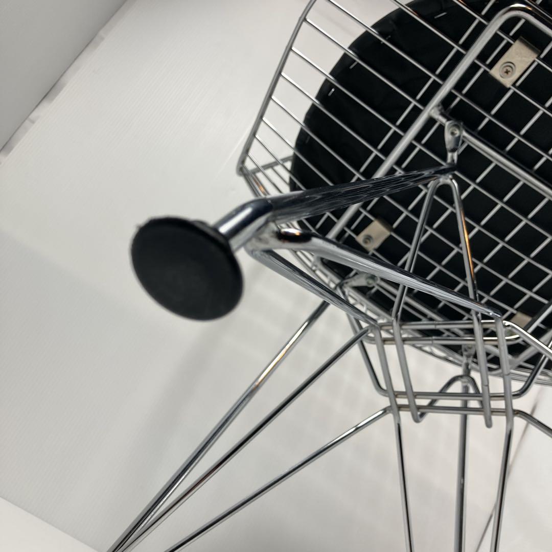 イームズ　ワイヤーチェア　リプロダクト　ミッドセンチュリー　ダイニングチェア