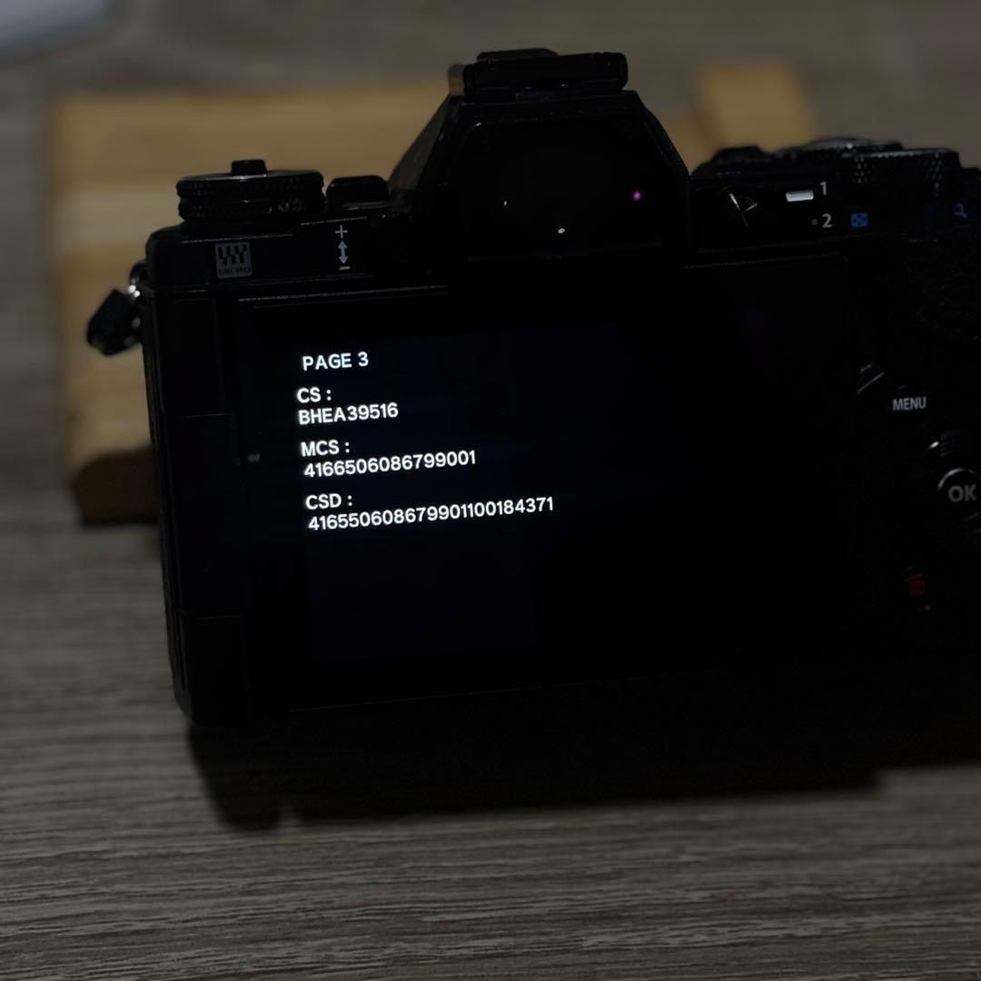 OLYMPUS OM-D E-M5 Mark II 本体＋レンズ4種＋ケース付