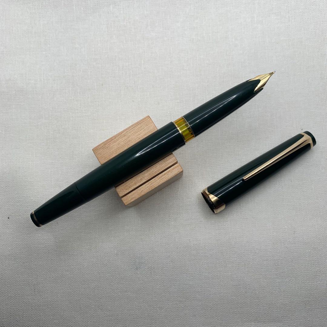 【希少緑軸】MontBlanc no.14 Green 18C F 万年筆　2桁