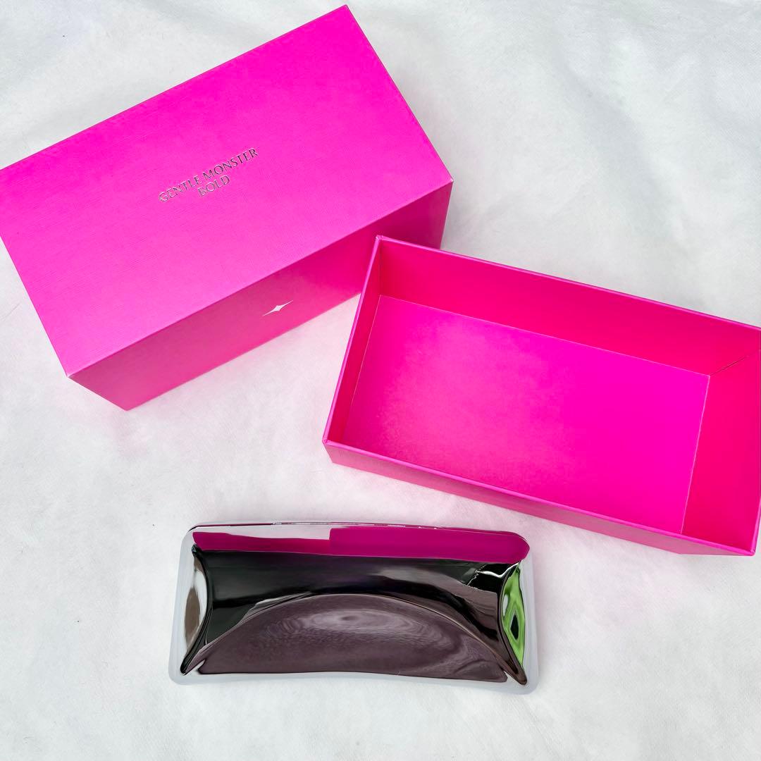 GENTLE MONSTER サングラス SOSOMO 01 ケース 箱 黒