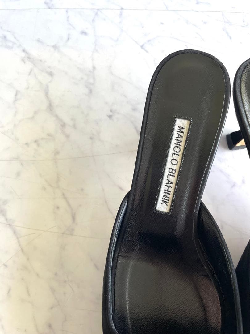 美品　MANOLOBLAHNIK マノロブラニク メイセール　ブラック　37