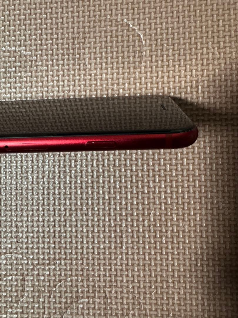 Apple iPhone SE (第2世代) レッド