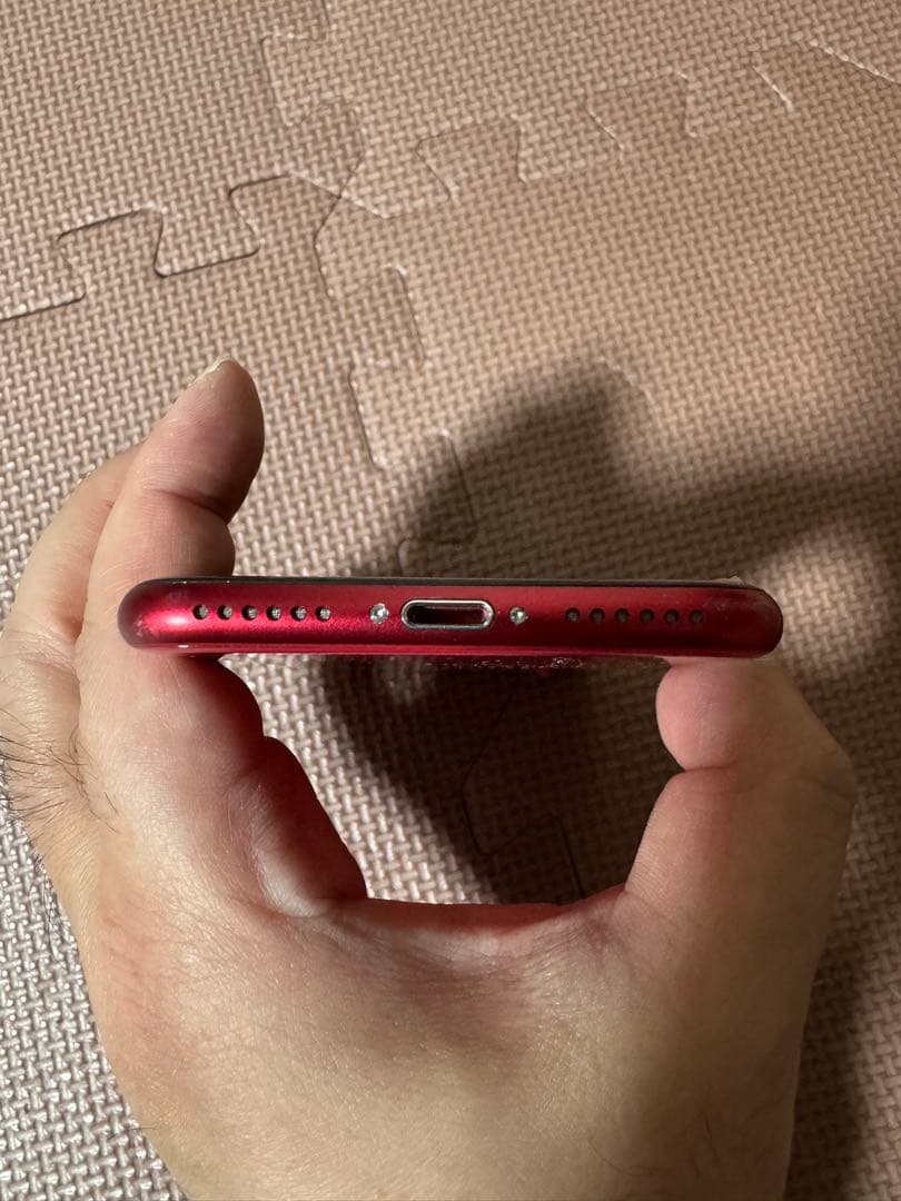 Apple iPhone SE (第2世代) レッド