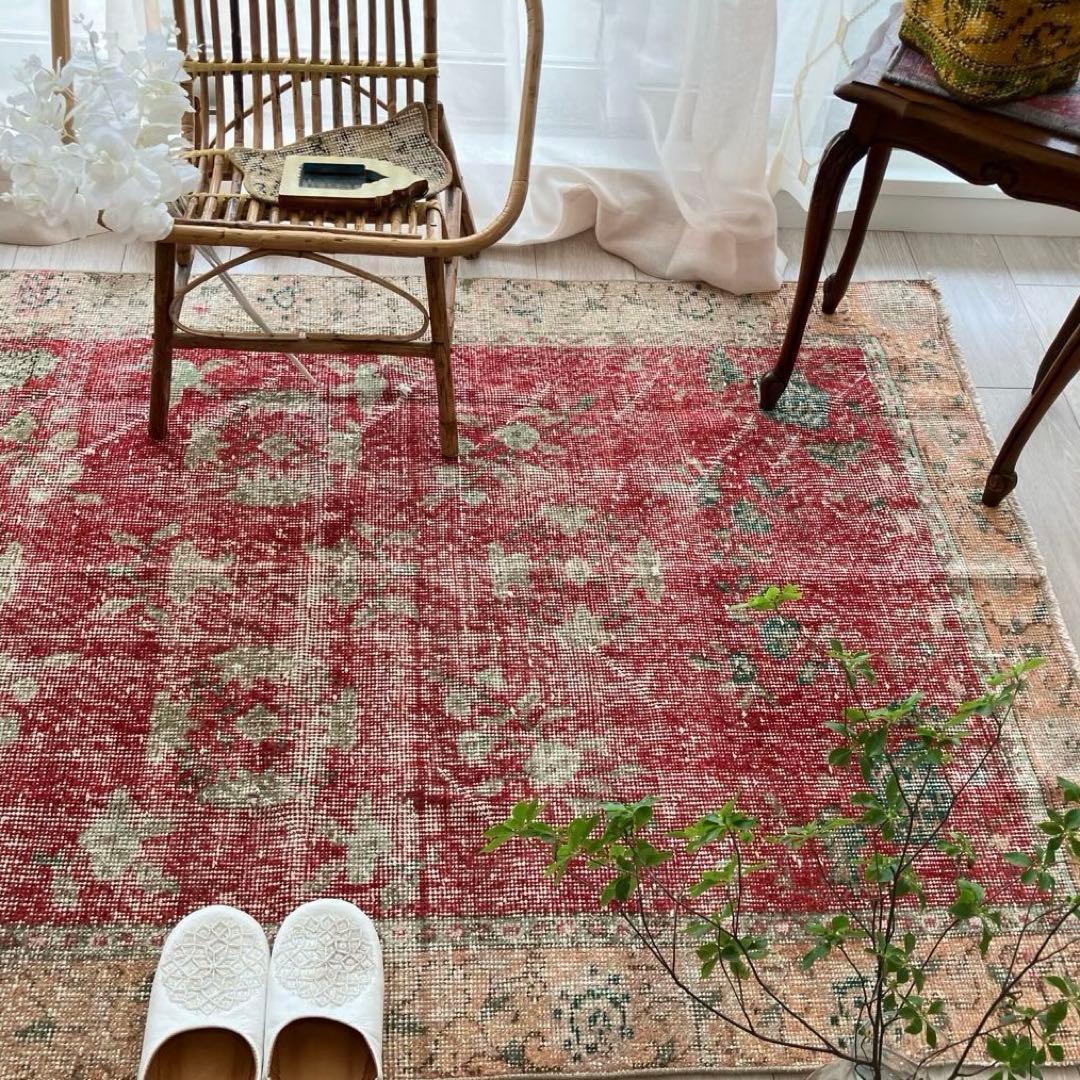 レア✳︎シャビーレッド　囲みコーラルオレンジ　フラワー　トルコヴィンテージラグ