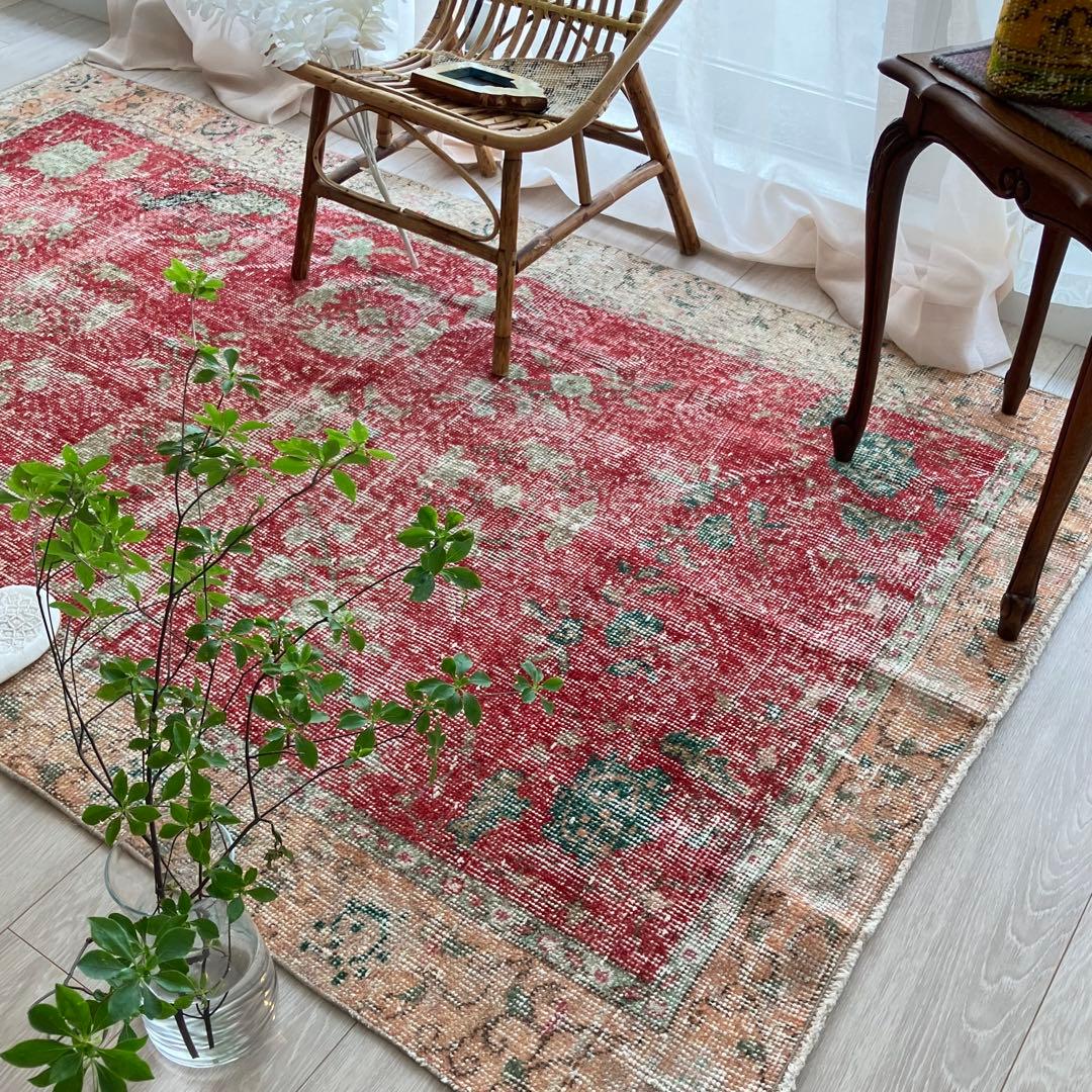 レア✳︎シャビーレッド　囲みコーラルオレンジ　フラワー　トルコヴィンテージラグ