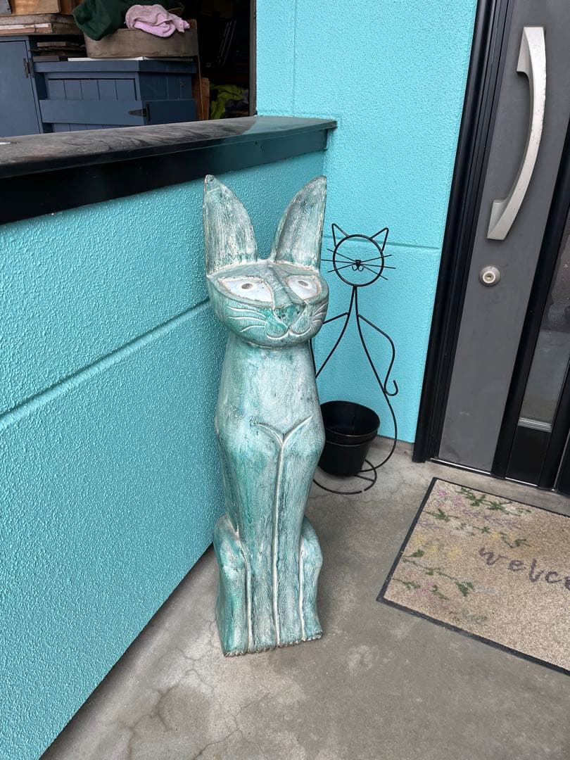 みにで、猫の木彫り、大きなネコの木彫り、90センチネコ木彫り、一刀彫ネコ