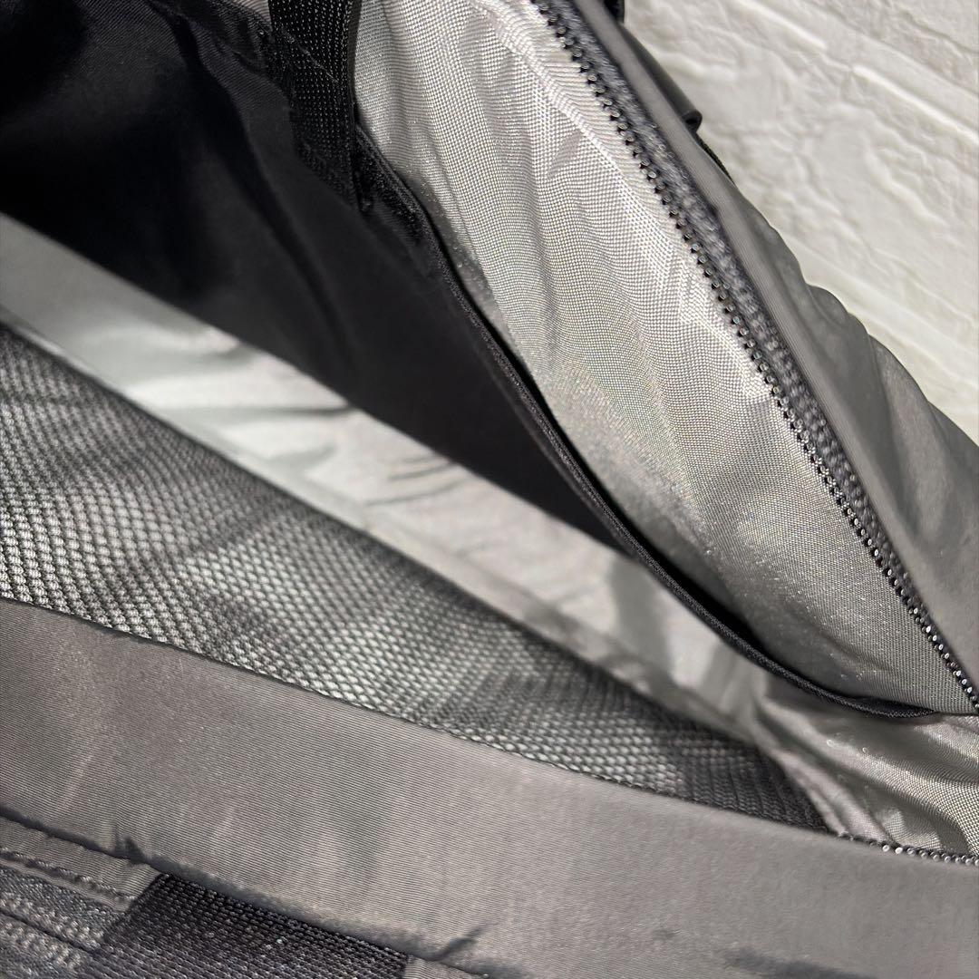 【極美品】マンハッタンパッセージ　5311　超軽量Ａ４対応　ビジネスバッグ