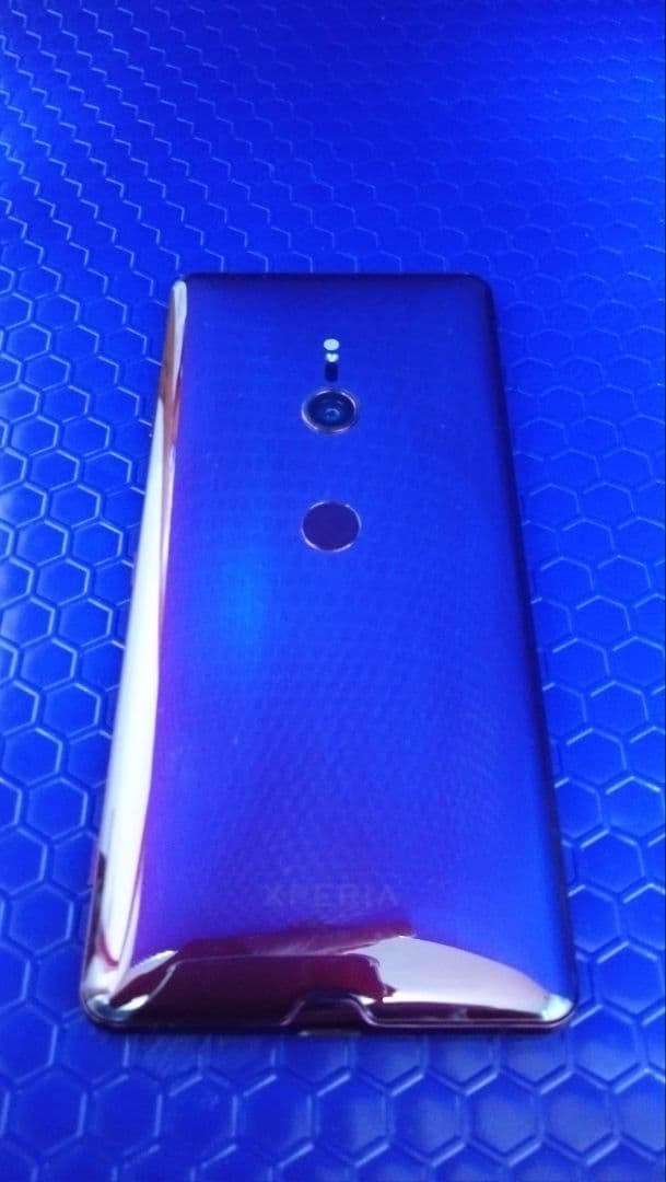 sov39 Sony Xperia 紫色 本体