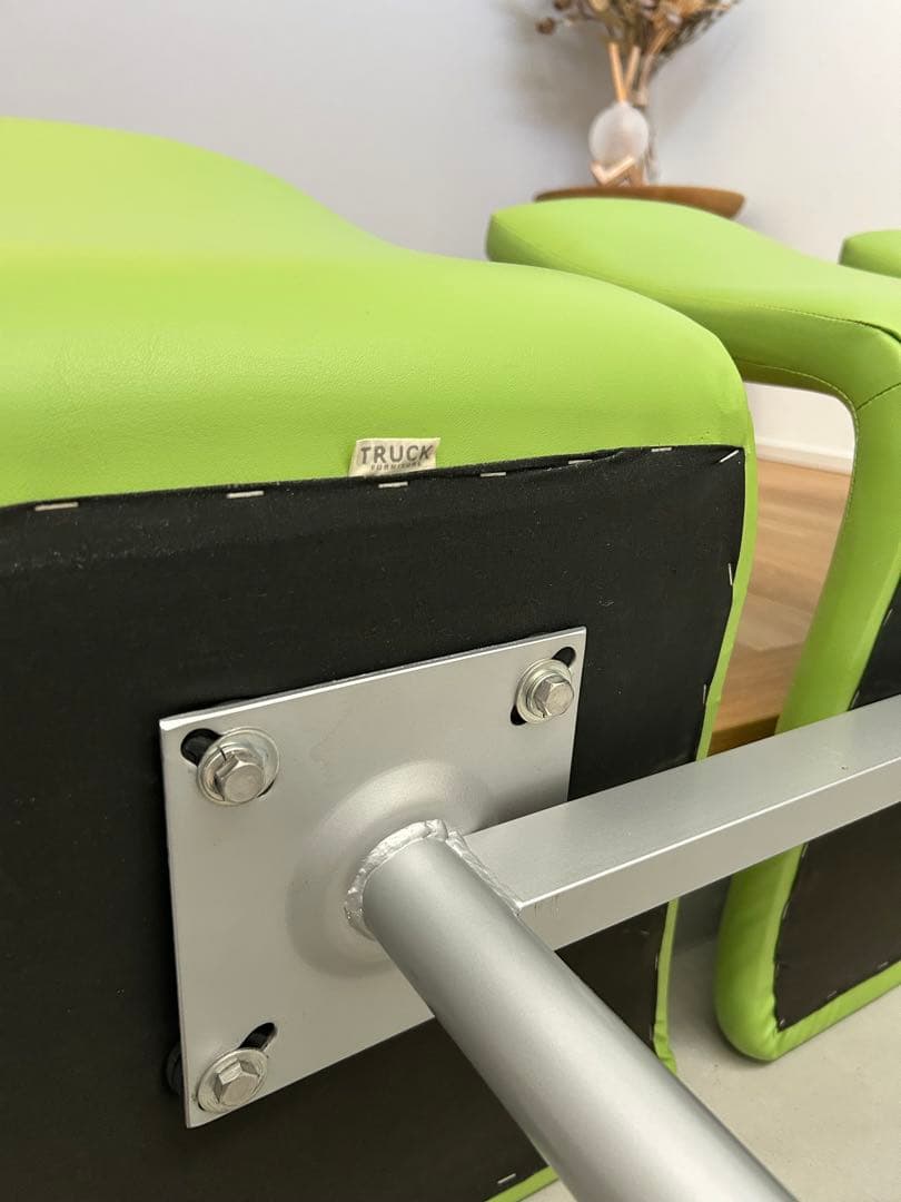 美品　TRUCK FURNITURE トラックファニチャー　ソファ　チェア