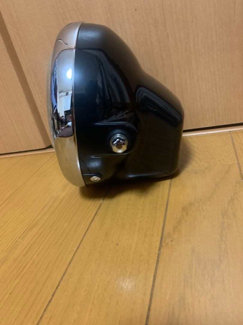 みー出品