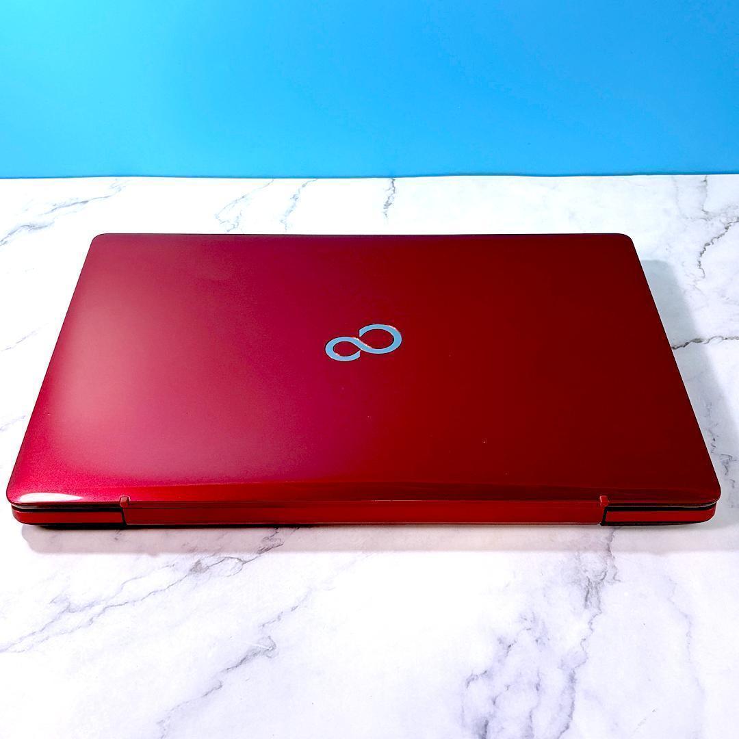 美品レッド！Corei7・メモリ8GB・SSD・ブルーレイ・ノートパソコン