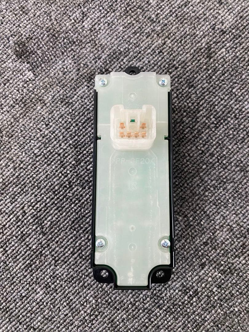 タイタン WHS5T 運転席パワーウィンドウスイッチ