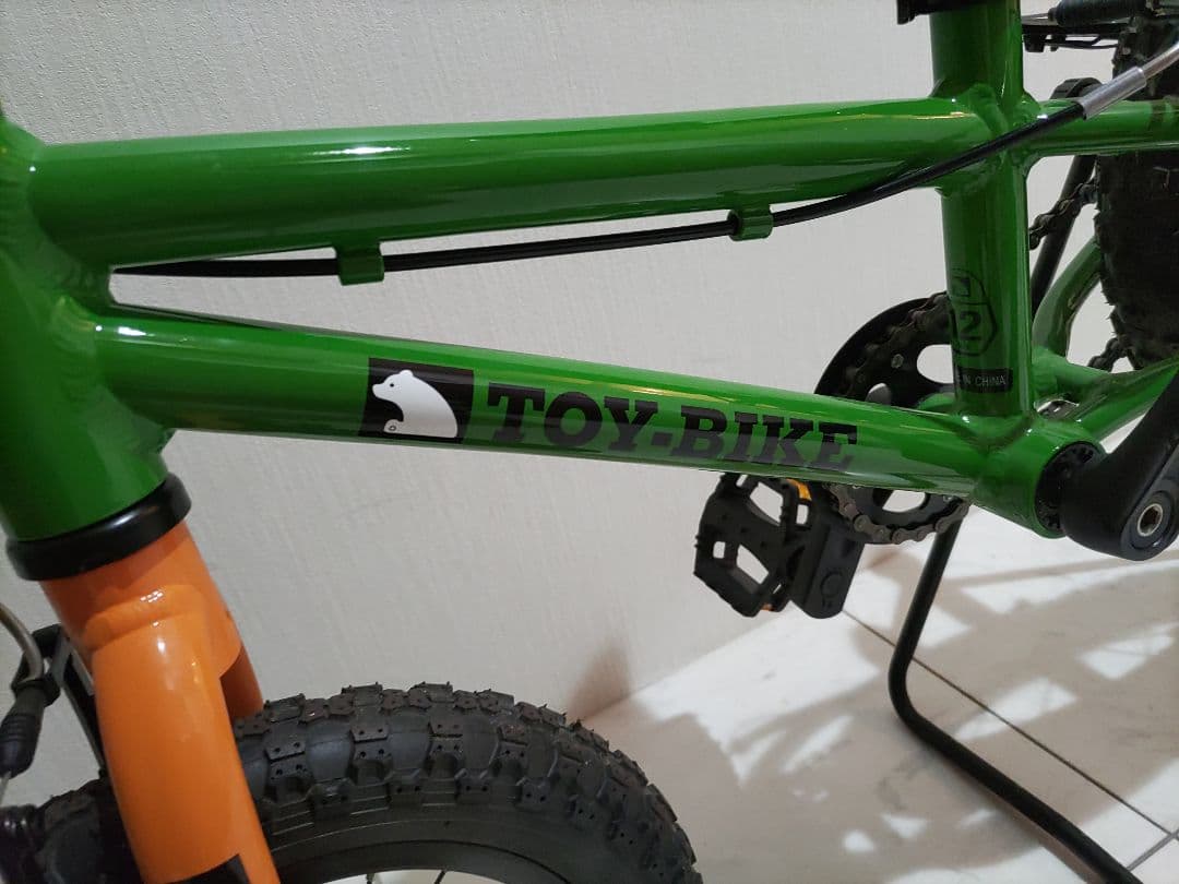 落馬の王子　ヨツバサイクル　幼児用自転車 12インチ 緑オレンジ 補助輪付