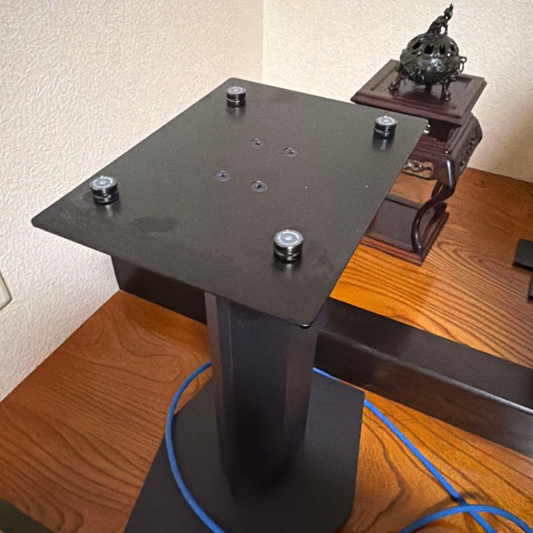 美品✨クアドラルロンドチェリー色　スピーカースタンドとスペーサー付き