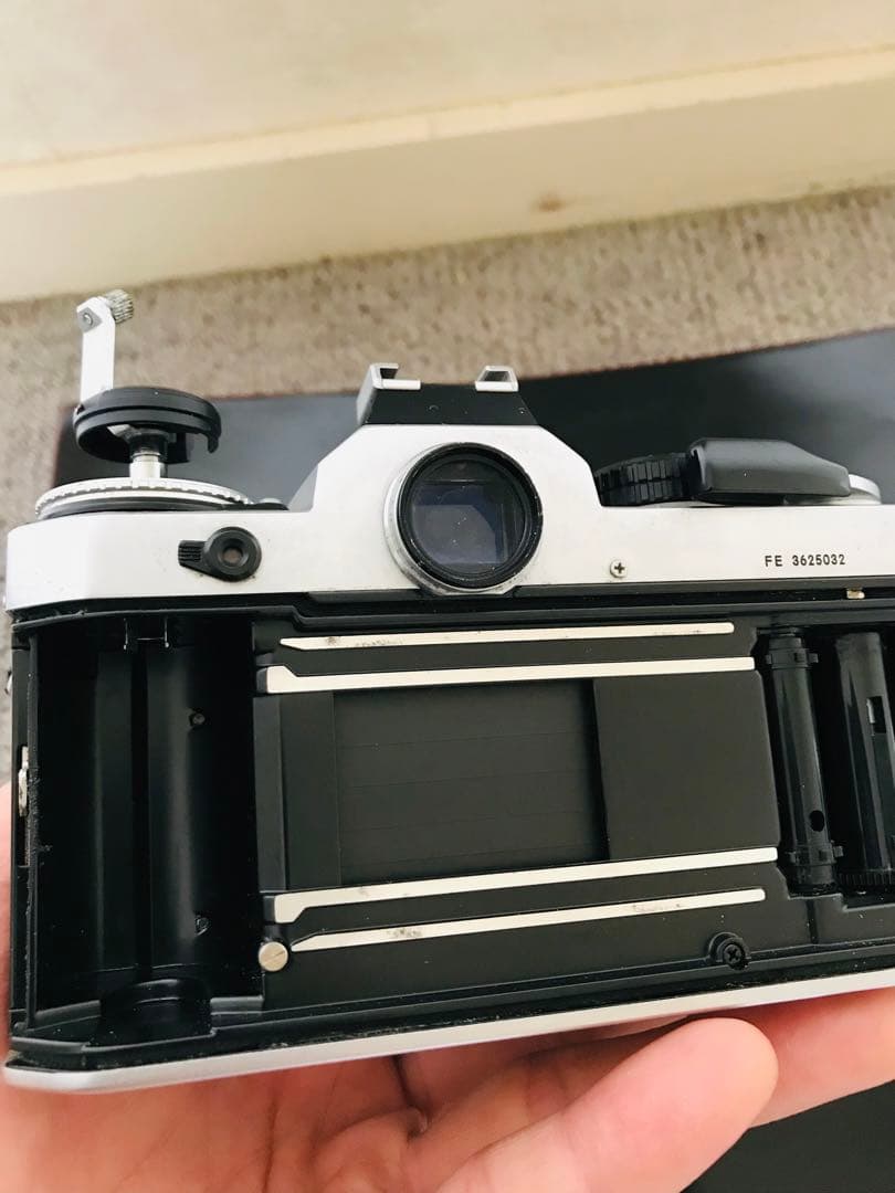 Nikon FE 一眼レフ +NIKKOR 50mm 1:1.4