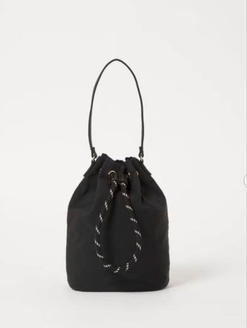 新品　WEB限定　conte ドローストリング バッグ　BLACK