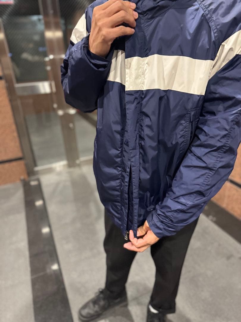 ②MONCLERナイロンジャケット ネイビー・ベージュ※モデル170cm