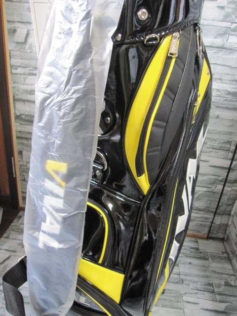新品≪ VIVAL ≫ キャディバッグ JAPANモデル BK/YE 9,5型