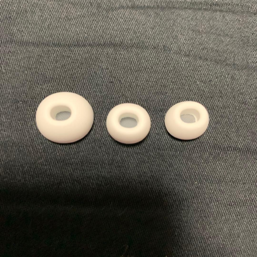 美品 AirPods Pro 第2世代 右耳 A2698 エアーポッズ プロ