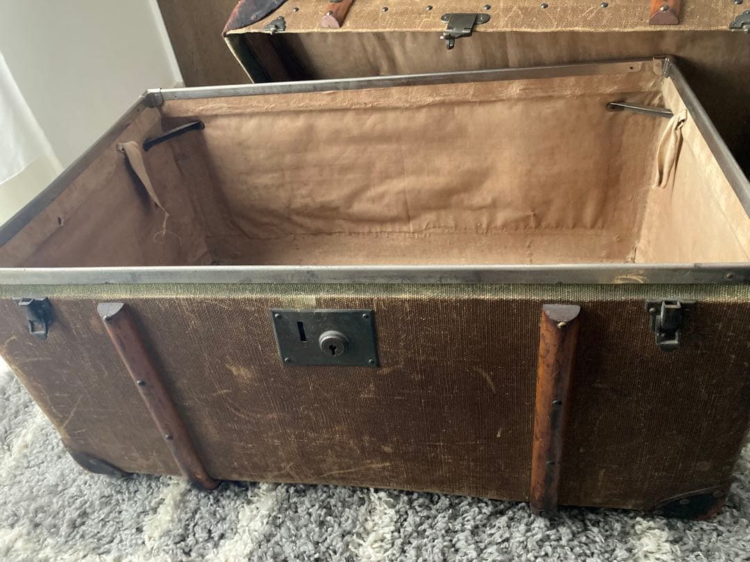 ￼【お値下げ】アンティーク ヴィンテージ 大型トランク 収納　コーヒーテーブル