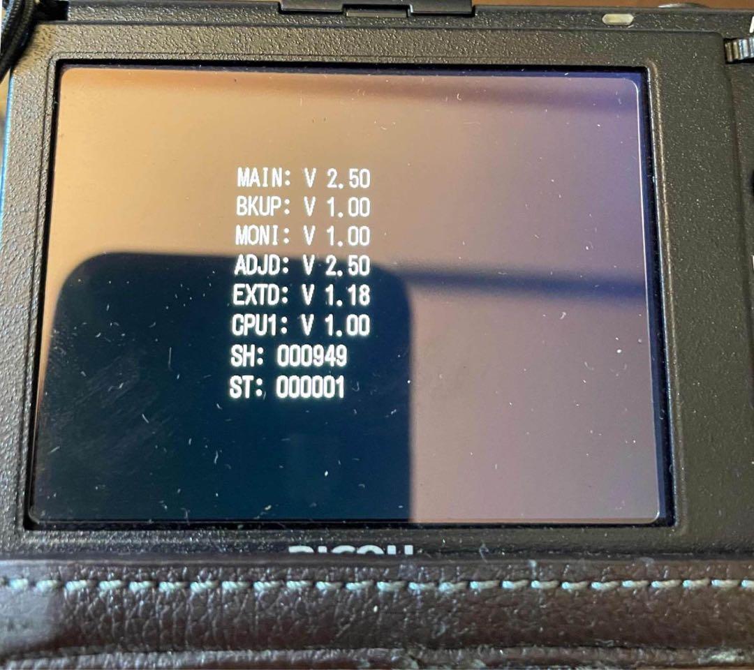 RICOH GR DIGITAL III (CCDセンサー搭載 名機)