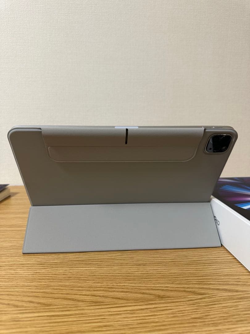 Apple iPad Pro (第3世代) 11インチ シルバー　wifiモデル