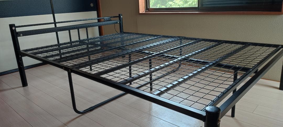 ダブルベッドフレーム スチール製 ブラック