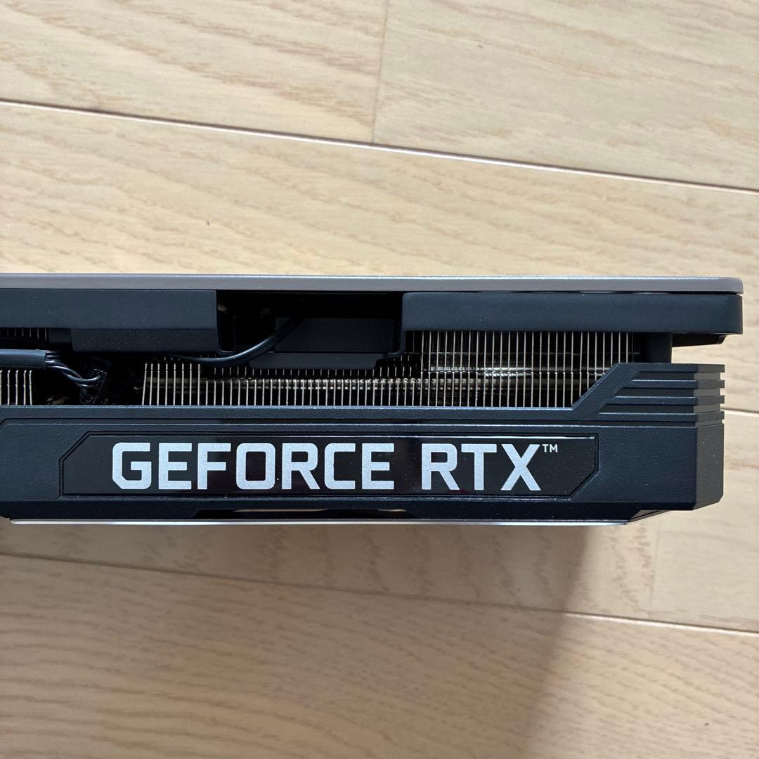 palit RTX 3090 ヒートシンク　ファン　バックプレート　LED 箱