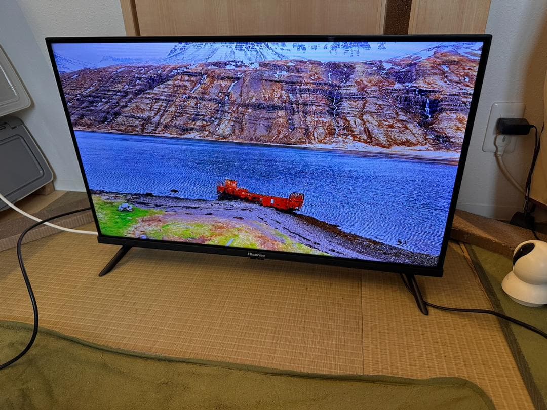 25年未使用近！ハイセンス hisense 32型　スマートテレビ 32E4N