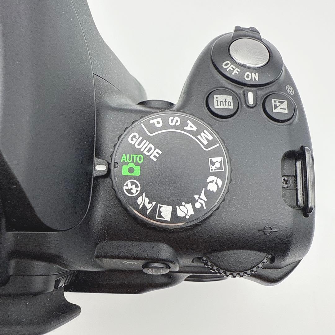 ニコン Nikon D3000 一眼レフ ズームレンズセット 18-55mm