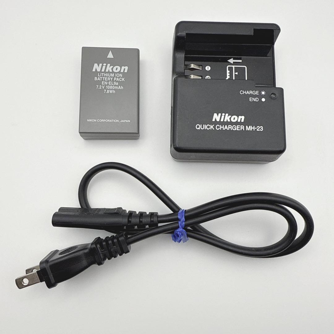 ニコン Nikon D3000 一眼レフ ズームレンズセット 18-55mm