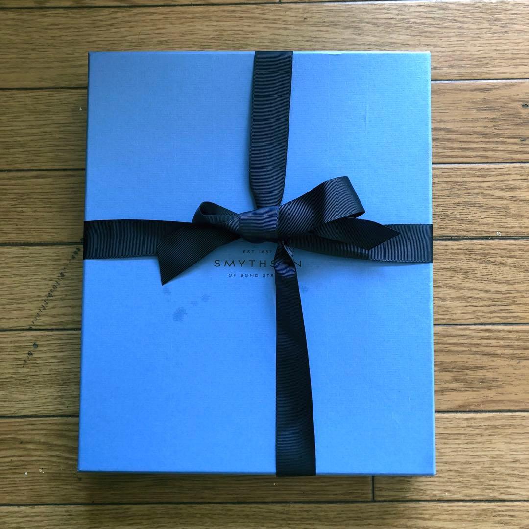 Smythson PanamaレザーA5三つ折りノートホルダー