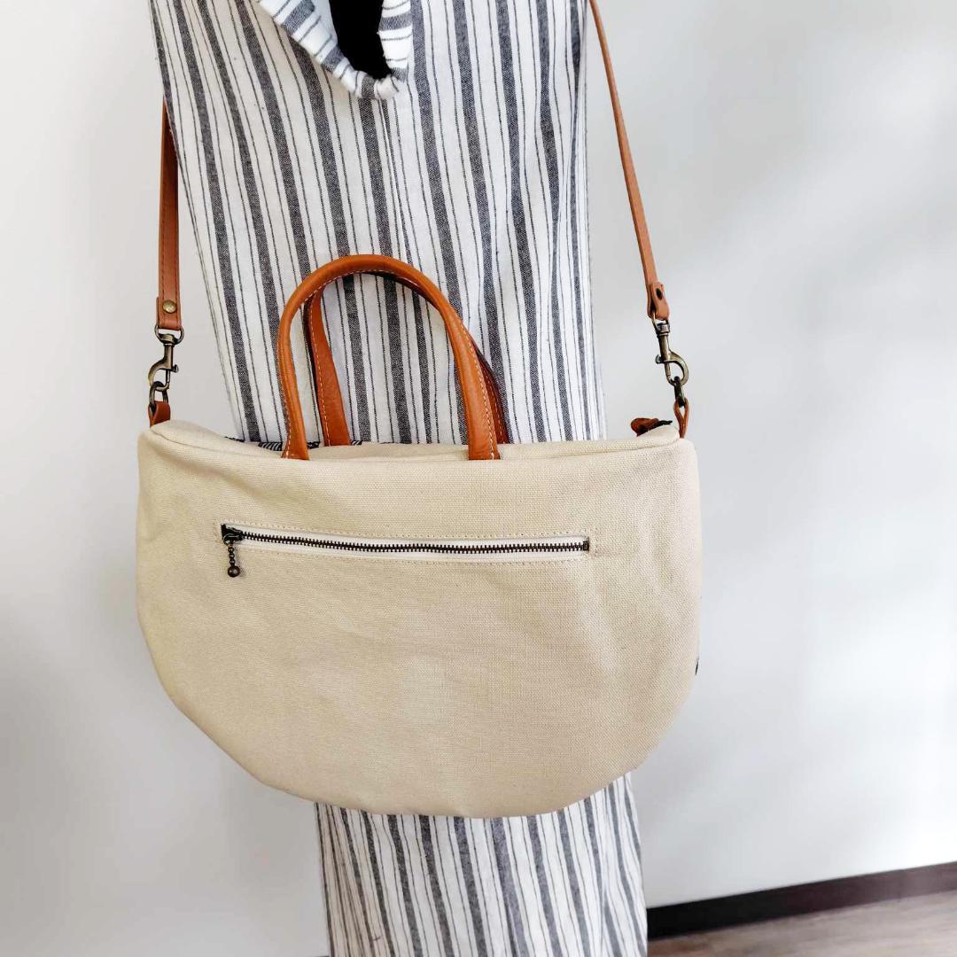 c*n様 ③ミナペルホネン /pomppiaポンピアベージュ/Mサイズラウンドシ