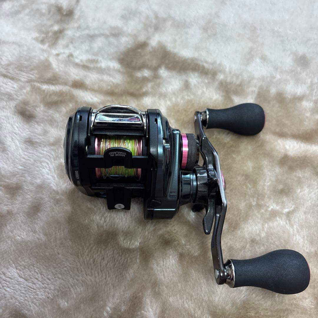 【極美品】ダイワ 紅牙IC 100P-RM コウガIC