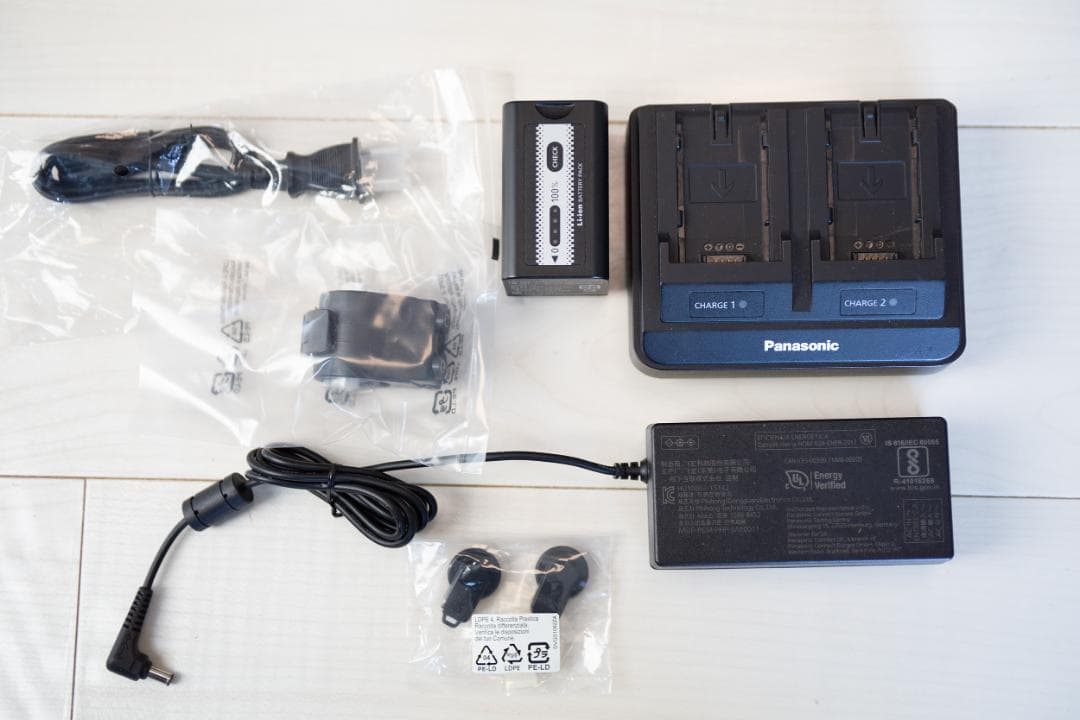 Panasonic HC-X20-K 業務用ビデオカメラ 通電時間38h