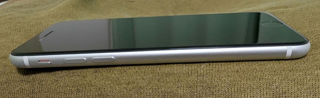 iPhone SE第2世代 64GB ホワイト 本体のみ