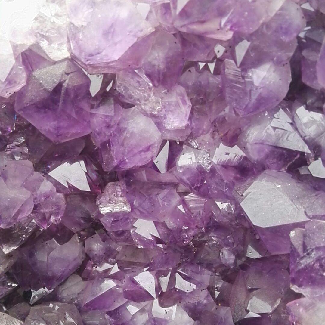 アメジスト30㎏（紫水晶）原石ドーム、金運、運勢アップ