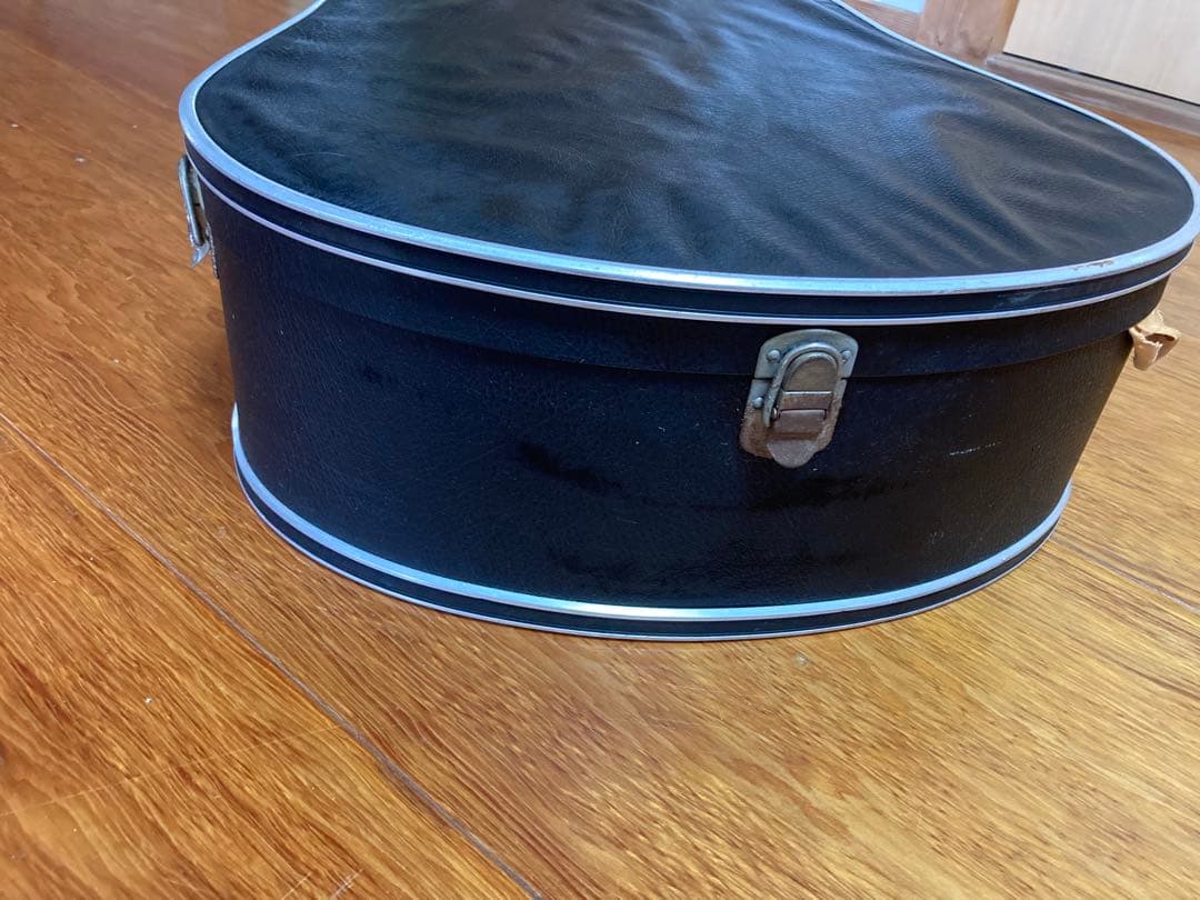 Morrisアコースティックギターモーリスジャパンヴィンテージ　ハードケース付