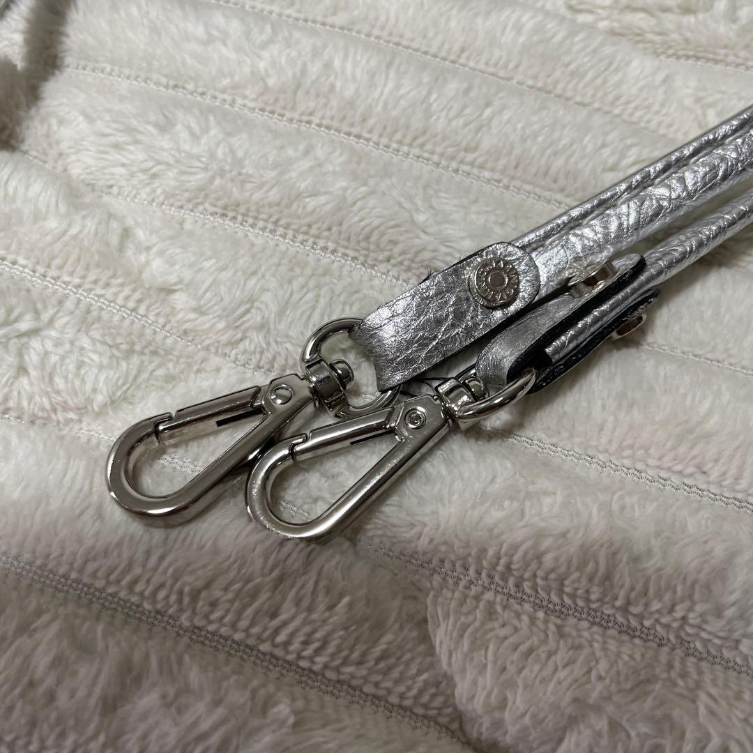 ジャンニキアリーニ　ショルダーバッグ　アリファ　Mサイズ　シルバー