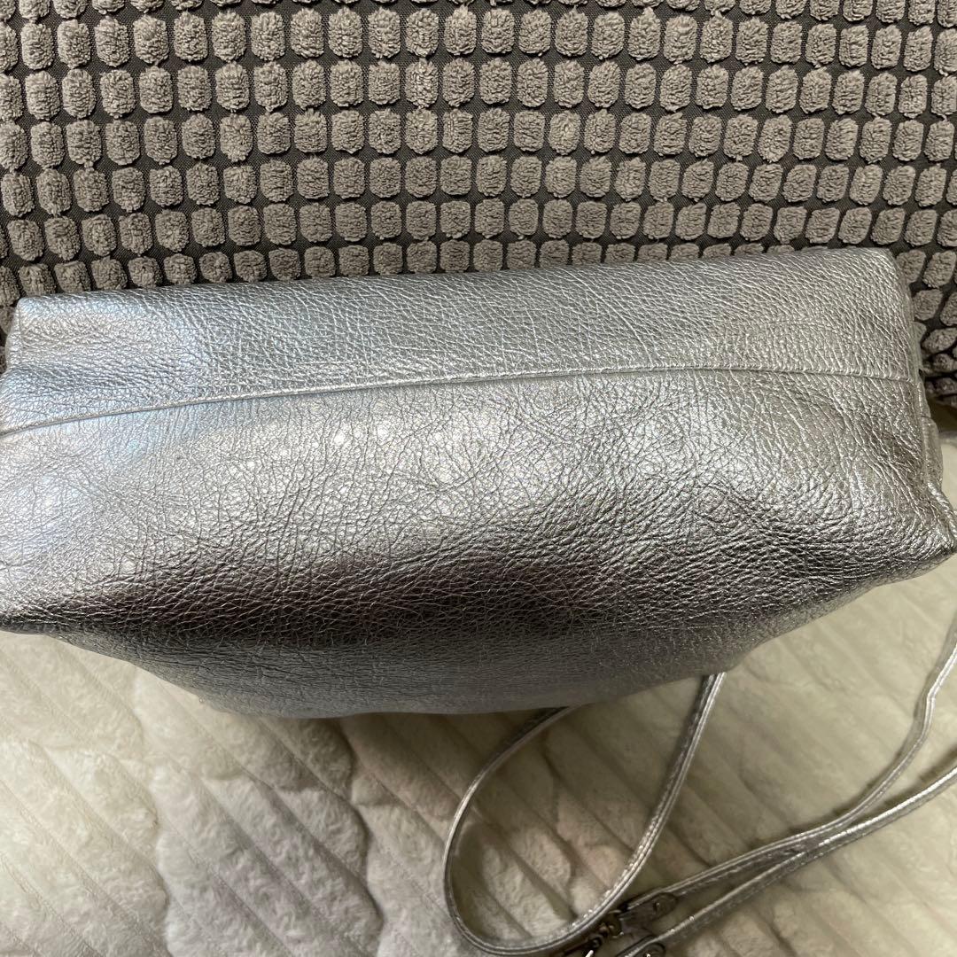 ジャンニキアリーニ　ショルダーバッグ　アリファ　Mサイズ　シルバー