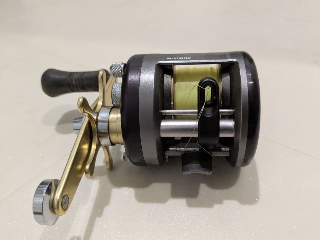 美品　02’アクシス 400F AR-B　シマノ(SHIMANO)